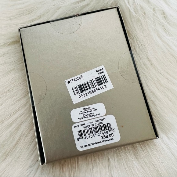 NEW IN BOX! Disney Rhinestone Mickey Mouse Bangle Bracelet / One Sz / Slvr tone - Picture 4 of 4